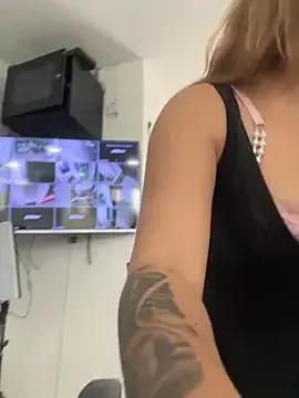 Ariana_Sahaa from StripChat is Freechat