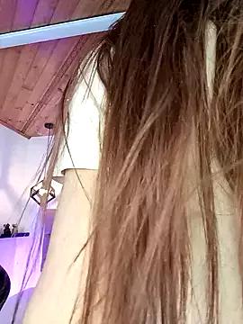 Entertain your itch for girls livestreamers with our collection of stunning models, skilled in the art of temptation and delight.