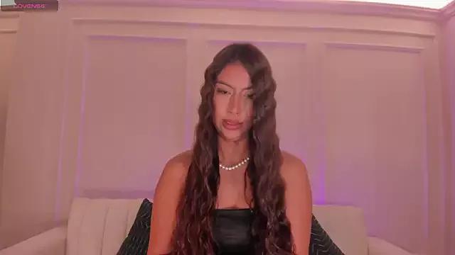 ArianaDumont from StripChat is Freechat