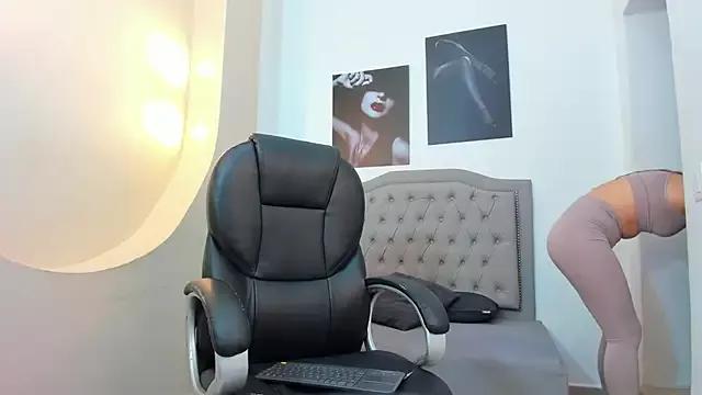 Entertain your itch for girls livestreamers with our collection of stunning models, skilled in the art of temptation and delight.