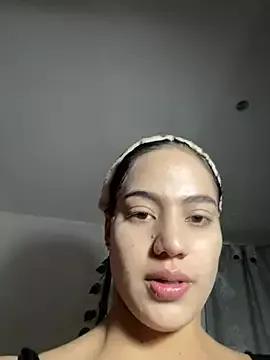 ariel_jonees from StripChat is Freechat