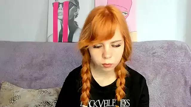 ArielGirl from StripChat is Freechat