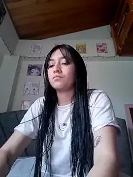 Arielle_lov from StripChat is Freechat