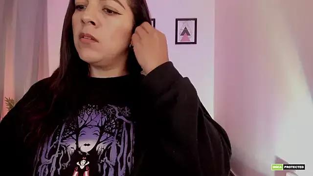 Artmist from StripChat is Freechat