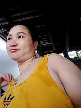 asaka-cute from StripChat is Freechat