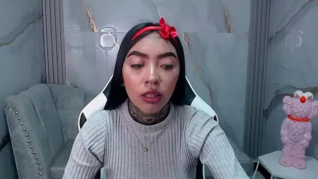 Entertain your itch for girls livestreamers with our collection of stunning models, skilled in the art of temptation and delight.