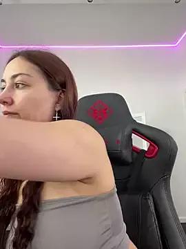 Entertain your itch for girls livestreamers with our collection of stunning models, skilled in the art of temptation and delight.