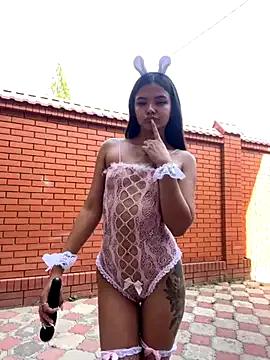 Entertain your itch for girls livestreamers with our collection of stunning models, skilled in the art of temptation and delight.