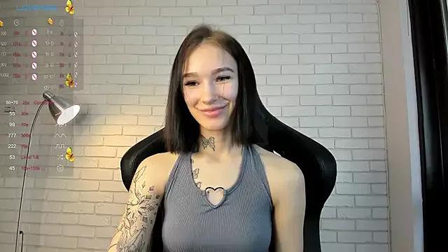 AsyaMiller from StripChat is Freechat