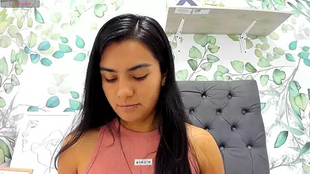 atilanadiaz7 from StripChat is Freechat