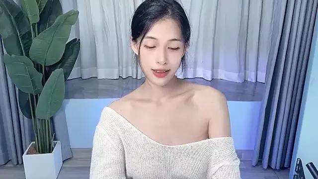 Aurora_99 from StripChat is Freechat