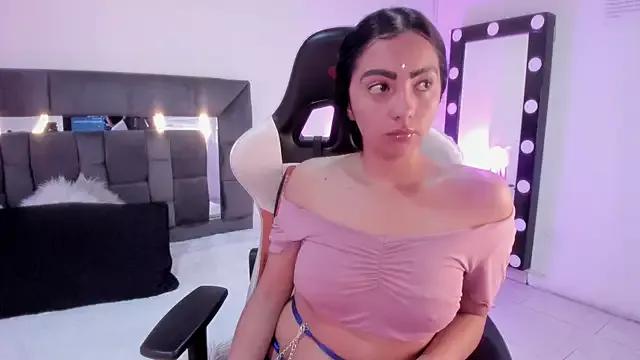 Entertain your itch for girls livestreamers with our collection of stunning models, skilled in the art of temptation and delight.
