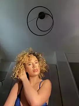 Aurorajadex from StripChat is Freechat
