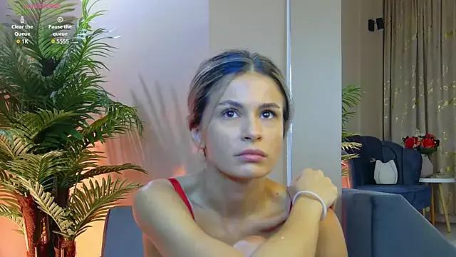 Avril_Cyrus from StripChat is Freechat