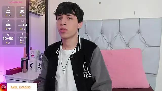 Axel__Evans from StripChat is Freechat