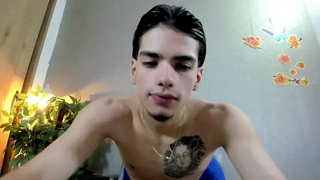 Axelwiliams from StripChat is Freechat