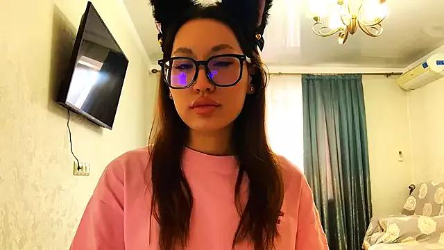 aya_candy from StripChat is Freechat