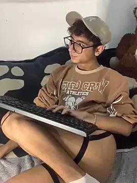 Photos of b4by_mailo from StripChat is Freechat