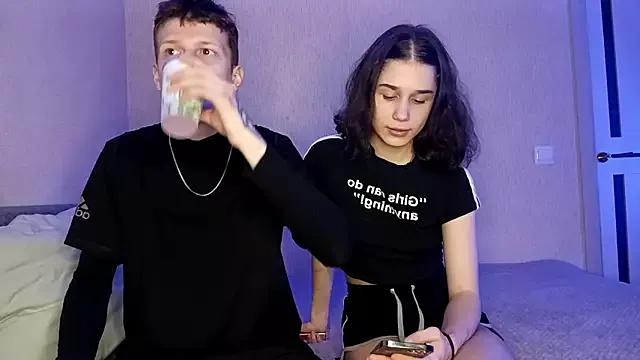 Entertain your itch for girls livestreamers with our collection of stunning models, skilled in the art of temptation and delight.