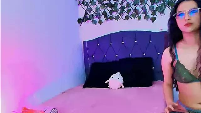Baby_Lexxxi from StripChat is Freechat