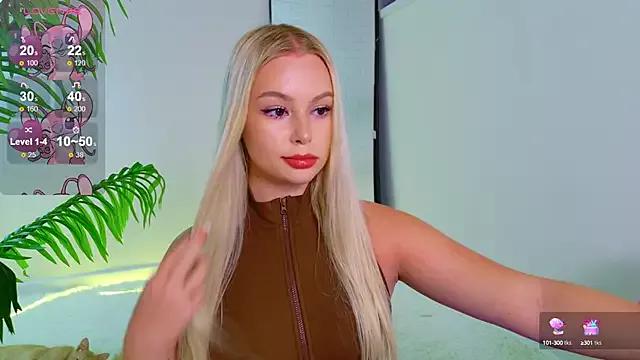 baby_lianaa from StripChat is Freechat