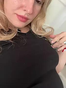 Entertain your itch for girls livestreamers with our collection of stunning models, skilled in the art of temptation and delight.