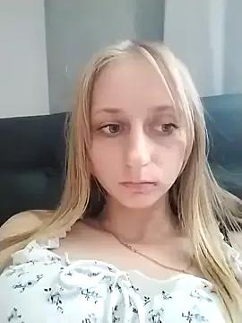 babyXlove from StripChat is Freechat