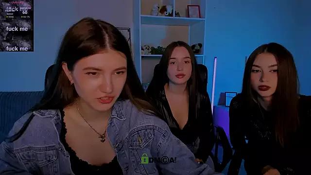 Entertain your itch for girls livestreamers with our collection of stunning models, skilled in the art of temptation and delight.