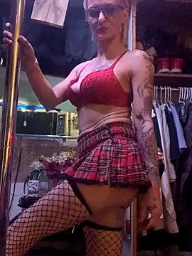 Entertain your itch for girls livestreamers with our collection of stunning models, skilled in the art of temptation and delight.