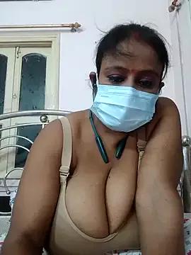 Barna_Love from StripChat is Freechat