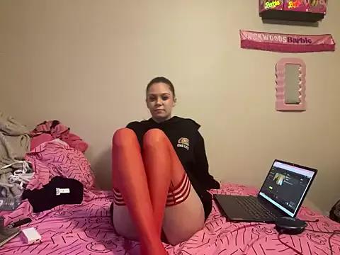 BedroomBarbie from StripChat is Freechat