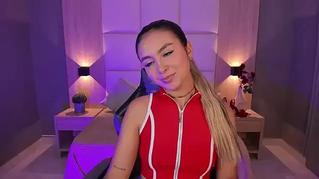 Entertain your itch for girls livestreamers with our collection of stunning models, skilled in the art of temptation and delight.