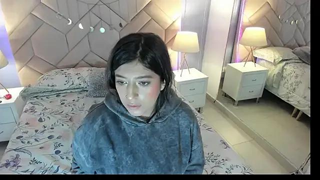 Bella__Lane from StripChat is Freechat