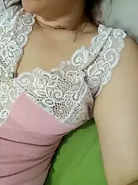 bella_bellaa from StripChat is Freechat