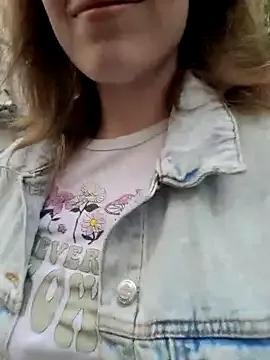 Bella_Gloria from StripChat is Freechat