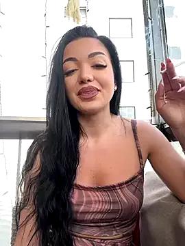 Bella_VXN from StripChat is Freechat