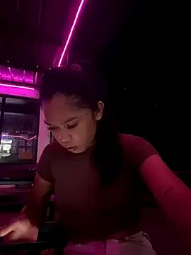 Belle_pepper_asian from StripChat is Freechat