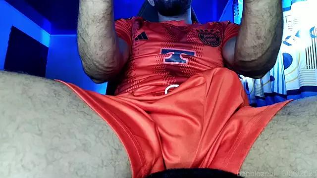 BEN_BLAZE from StripChat is Freechat