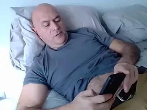 BIGBEARHOT from StripChat