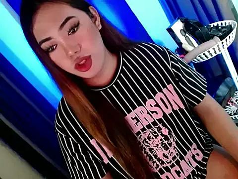 Entertain your itch for girls livestreamers with our collection of stunning models, skilled in the art of temptation and delight.