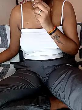 Blackmagicx69 from StripChat is Freechat