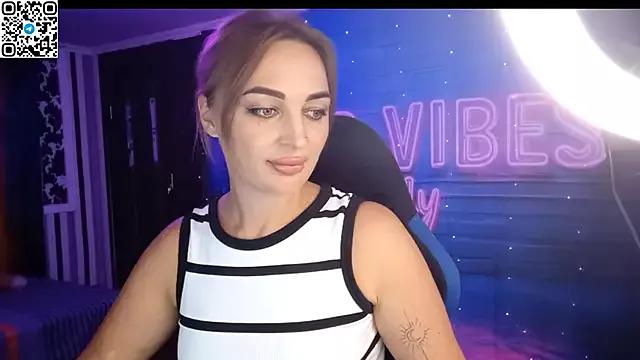 Blonde_Temptation from StripChat is Freechat