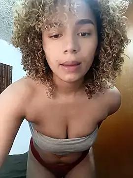 Blondiecurly from StripChat is Freechat