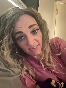 Blueeyes93 from StripChat is Freechat