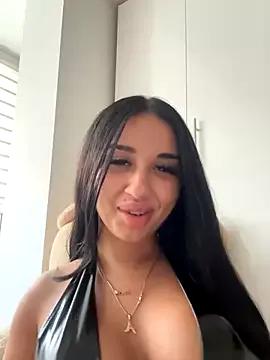 BlueEyes_BB from StripChat is Freechat