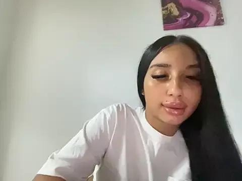 BlueEyes_BB from StripChat is Freechat