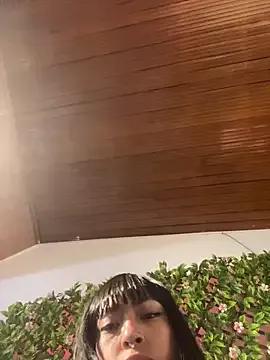 bonnie_18x from StripChat is Freechat