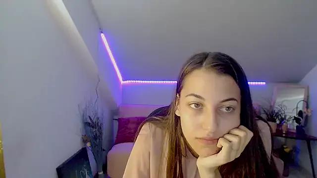 BonniePearson from StripChat is Freechat