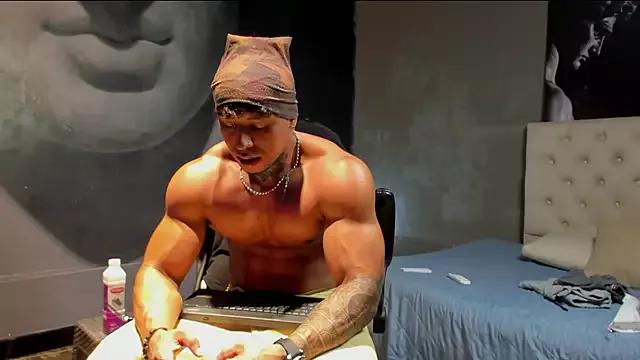 bradley_smith from StripChat is Freechat