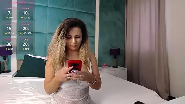 Entertain your itch for girls livestreamers with our collection of stunning models, skilled in the art of temptation and delight.